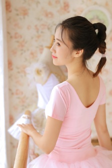 我骑着室友鸡背单词